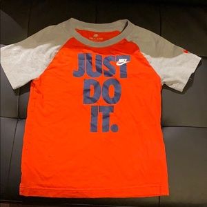 Nike t shirt